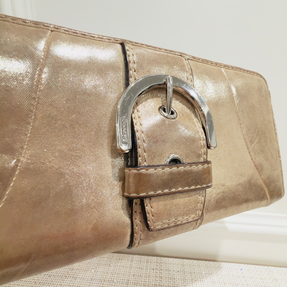 ✨👝 Coach Soho Gold Shimmery Zip Around Long Wallet with Buckle Detail - Picture 2 of 16